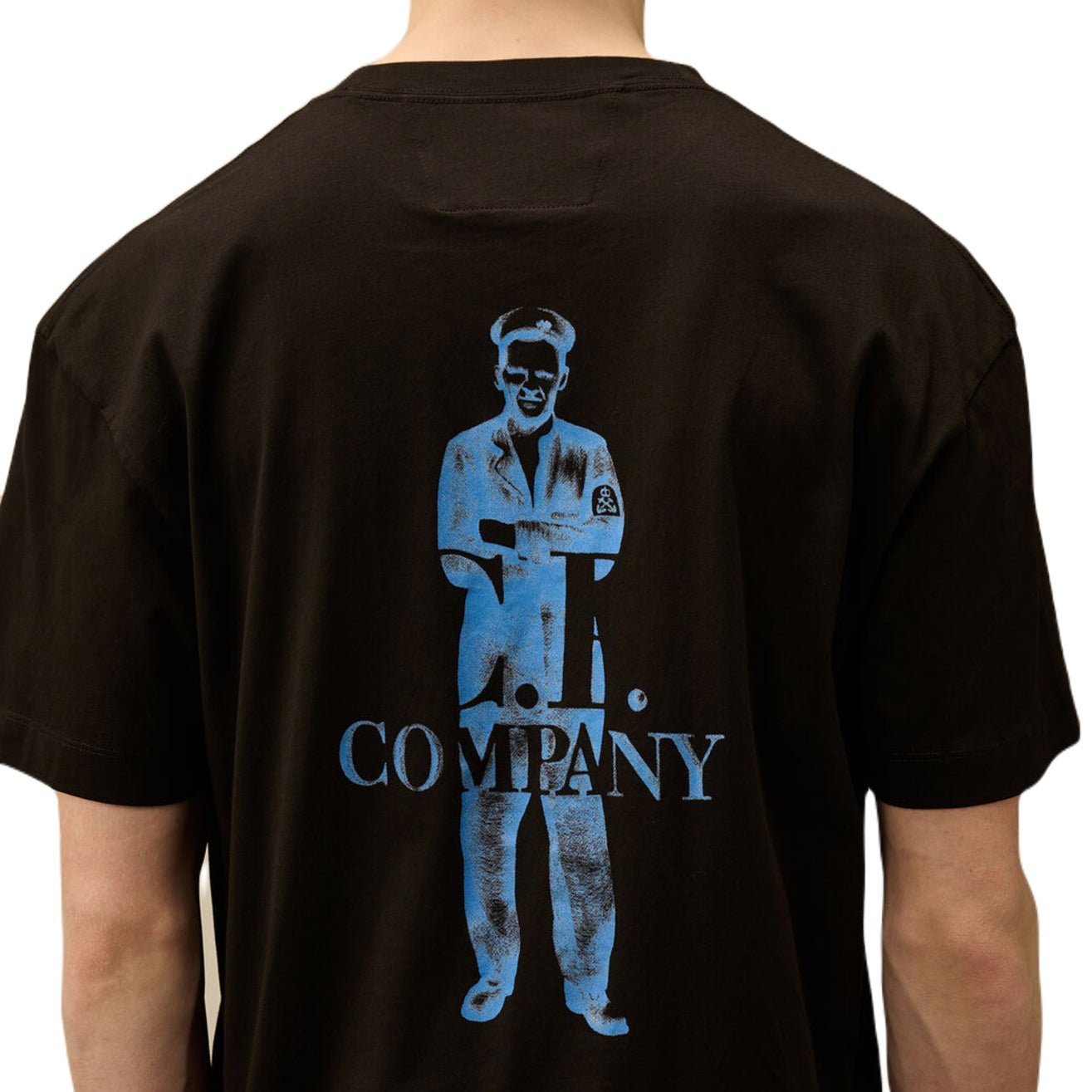 CP Company 30/1 Jersey Logo T-Shirt - 999 Black - Escape Menswear