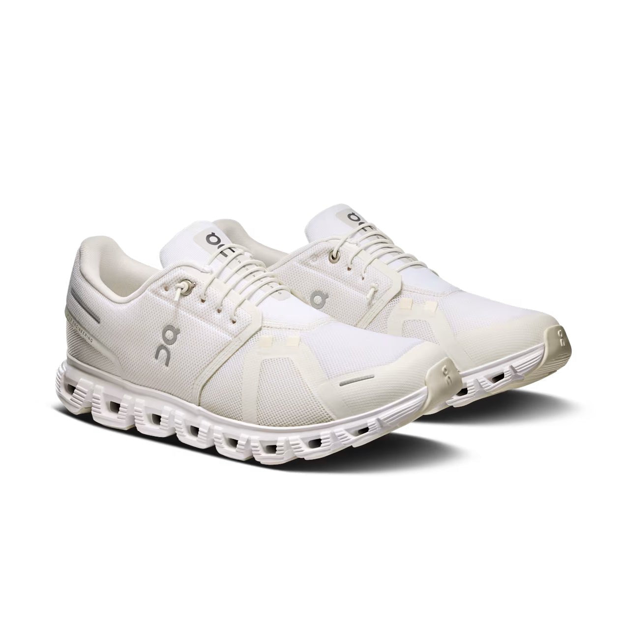 On Running Cloud 6 - White/White - Escape Menswear