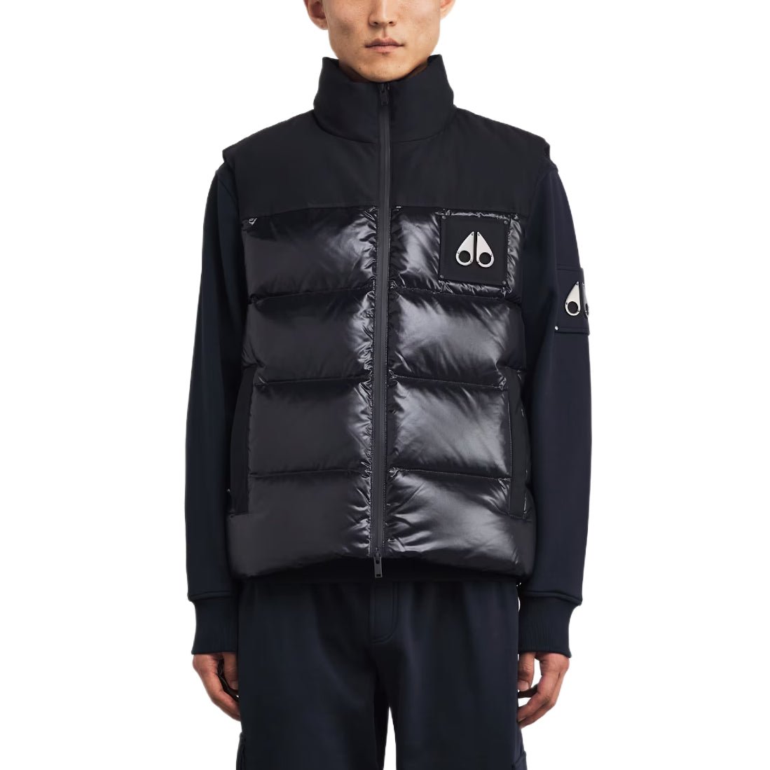 Moose Knuckles Victory Peak Down - Filled Gilet - 292 Black - Escape Menswear