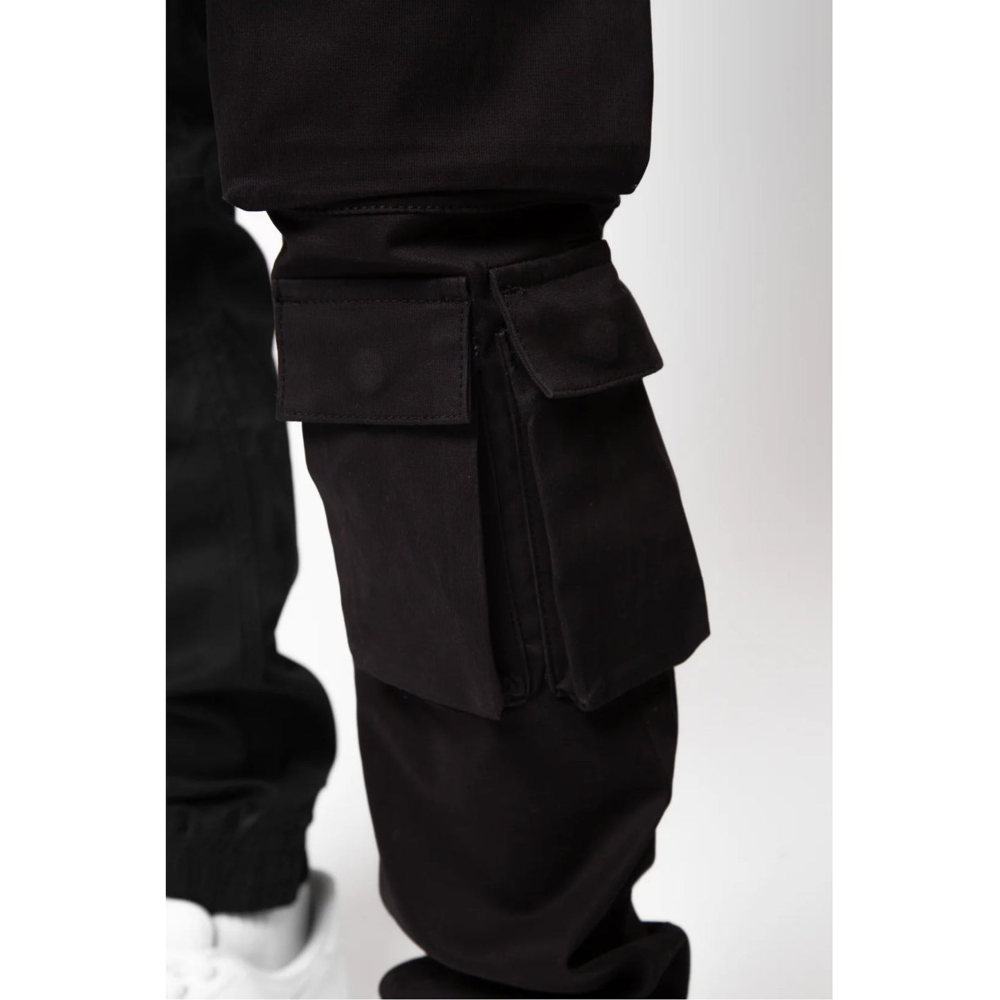 Valere Doppia Cargo Trouser - Black - Escape Menswear