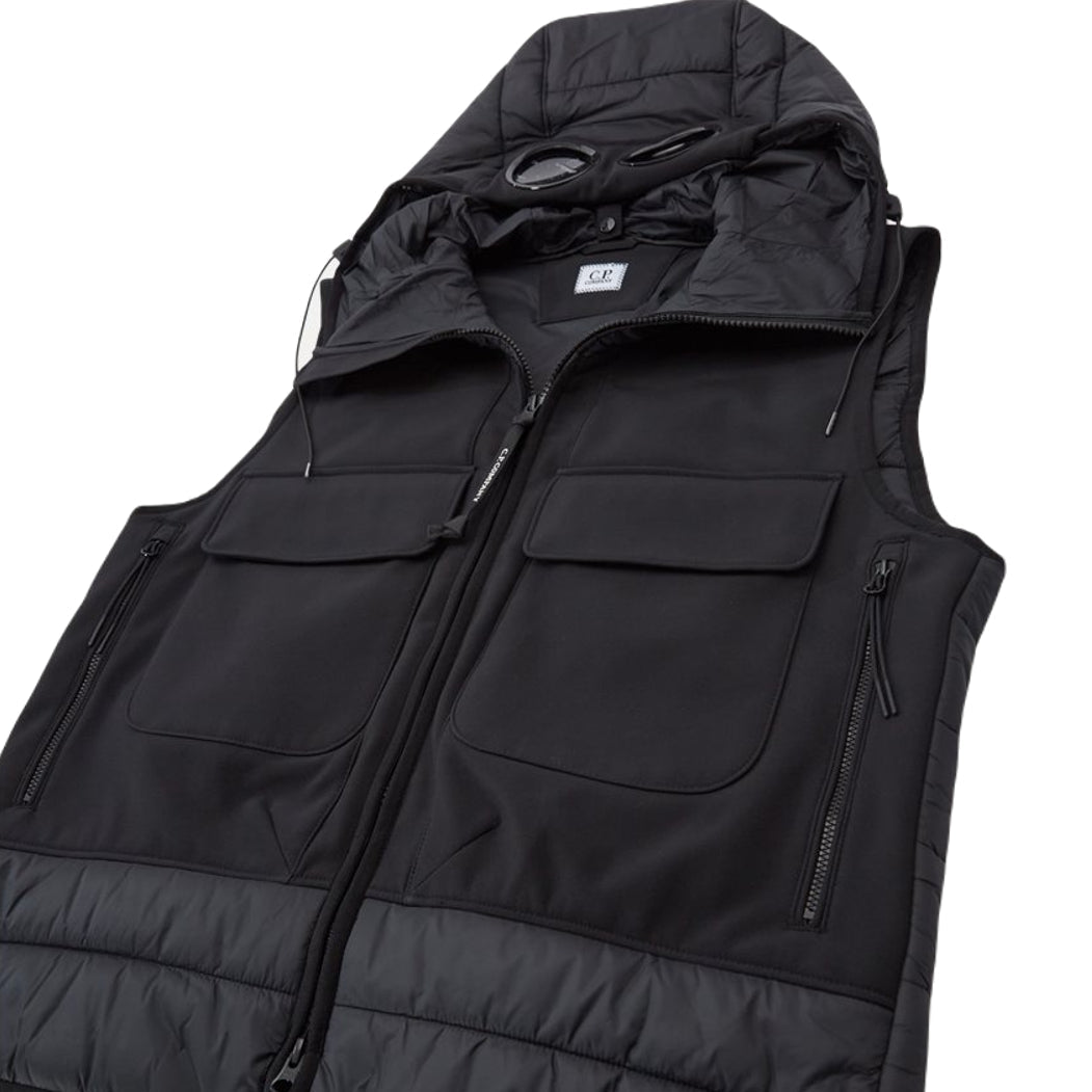 CP Company MOW026A Gilet - 999 Black - Escape Menswear
